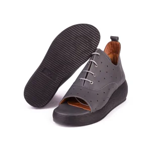 Womens Casual Leather Sandals Code 5238B Gray Color Detail Shot copy
