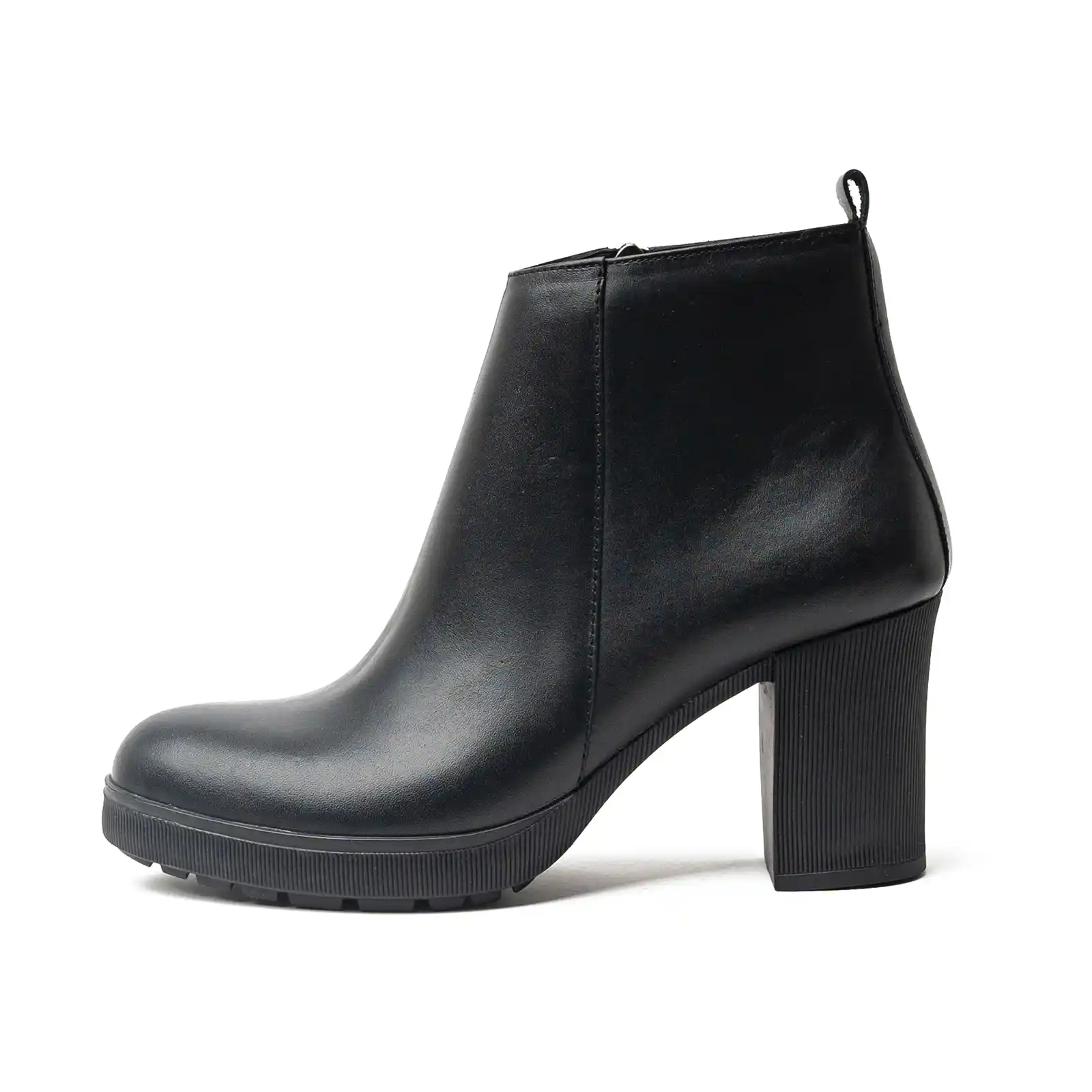 Womens-Leather-Boots-Code-5404Z-Black-Color-Side-Shot copy نیم بوت چرم زنانه 5404Z - Image 1